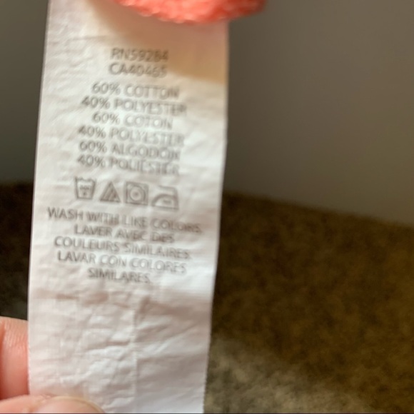 The Children’s Place Girls Pocket Sleeveless tank top. Size 5/6 peach/coral. - Picture 5 of 6